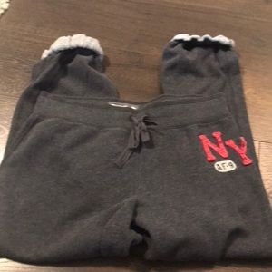 Abercrombie crop sweatpants